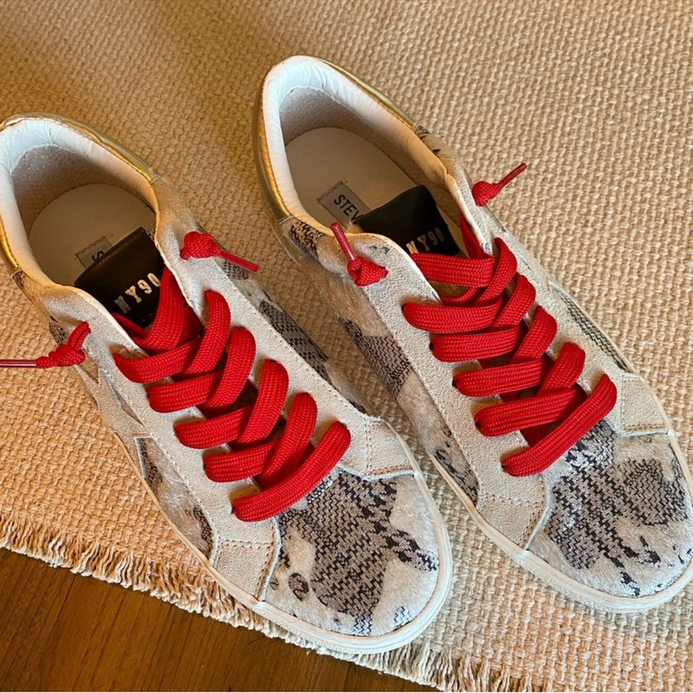 Steve Madden Sneakers with Red Laces